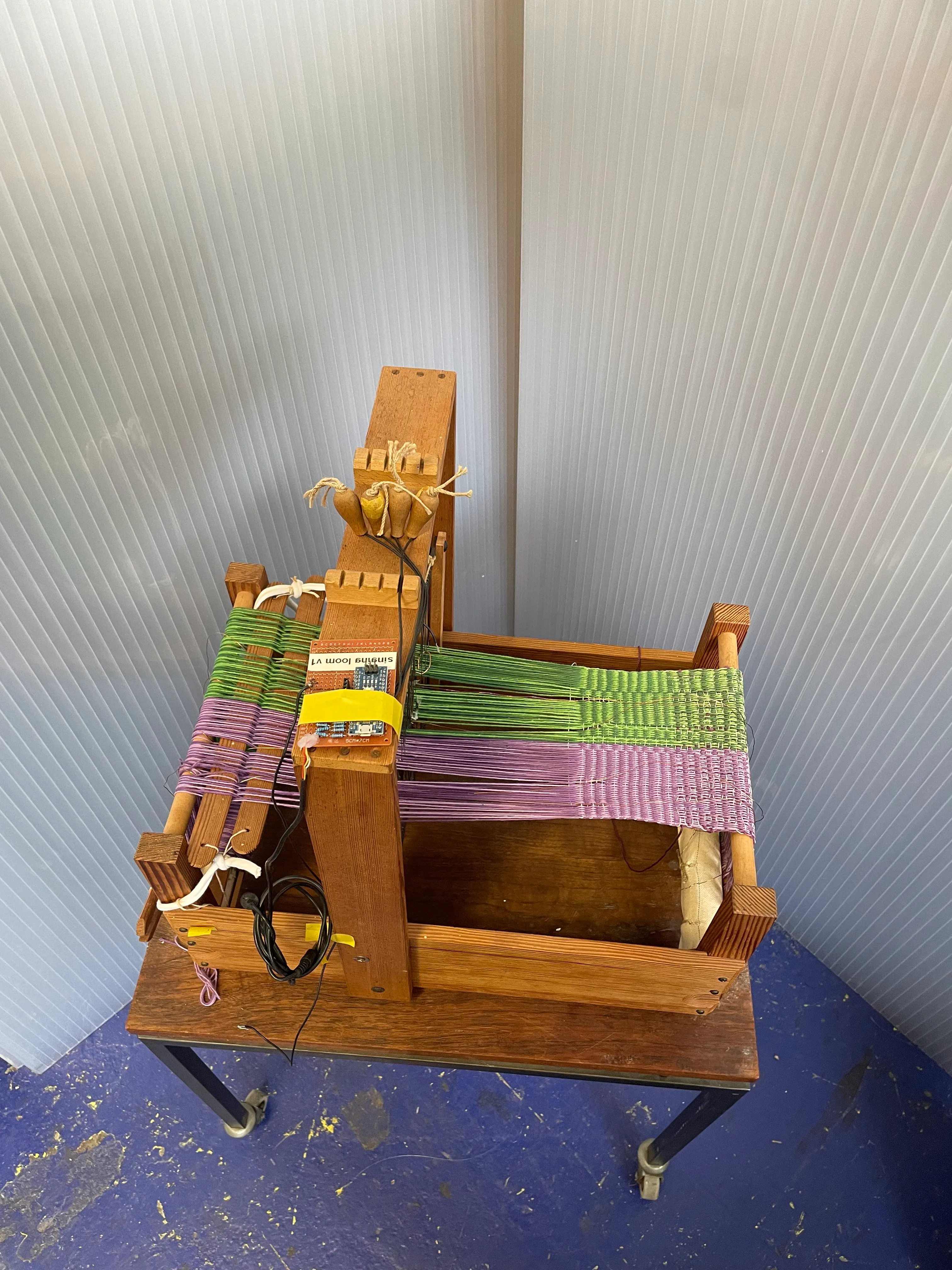singing loom